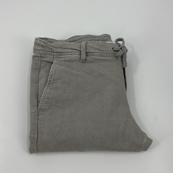 JAMES PERSE Women’s Gray Mid Rise Stretch Straight Casual Jeans Size 4 EUC - Picture 14 of 15